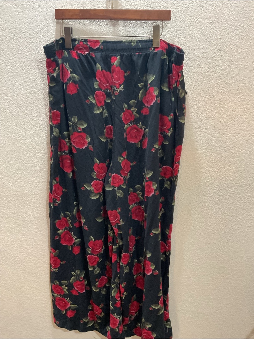 torrid Black Wide-Leg Pants with Red Rose Print - Picture 2 of 2
